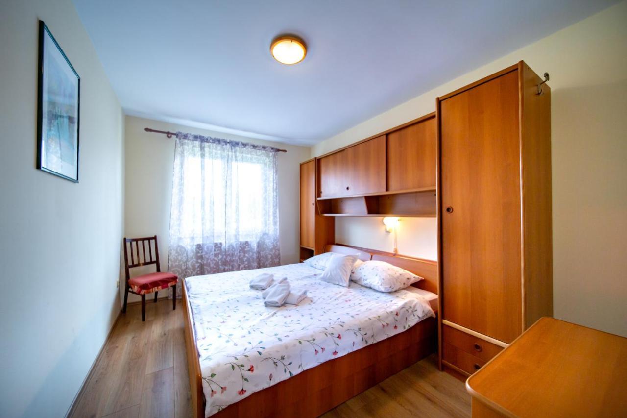 Kastell Apartments Lopar Exterior foto